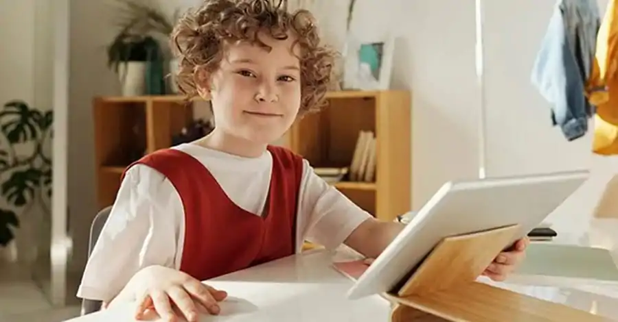 Vantagem do livro digital é maior do que desvantagem