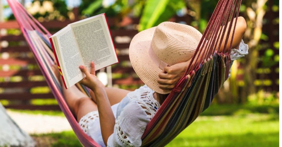 Literatura instrui e relaxa